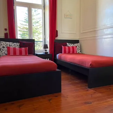 In Guest - Anglesh Located Near Center Gasthuis Lissabon